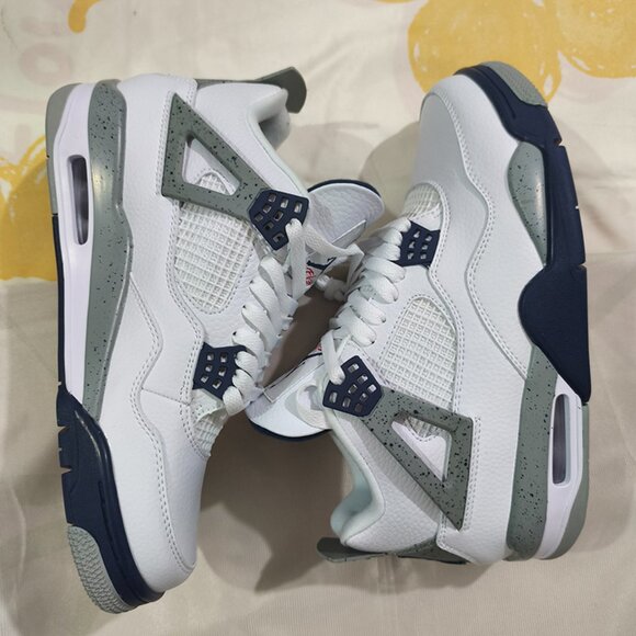 Air Jordan White Cushioned Basketball Shoes main image 4